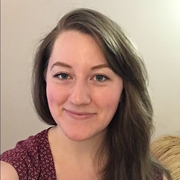 Meet your Posher, Paige - Picture 1 of 1